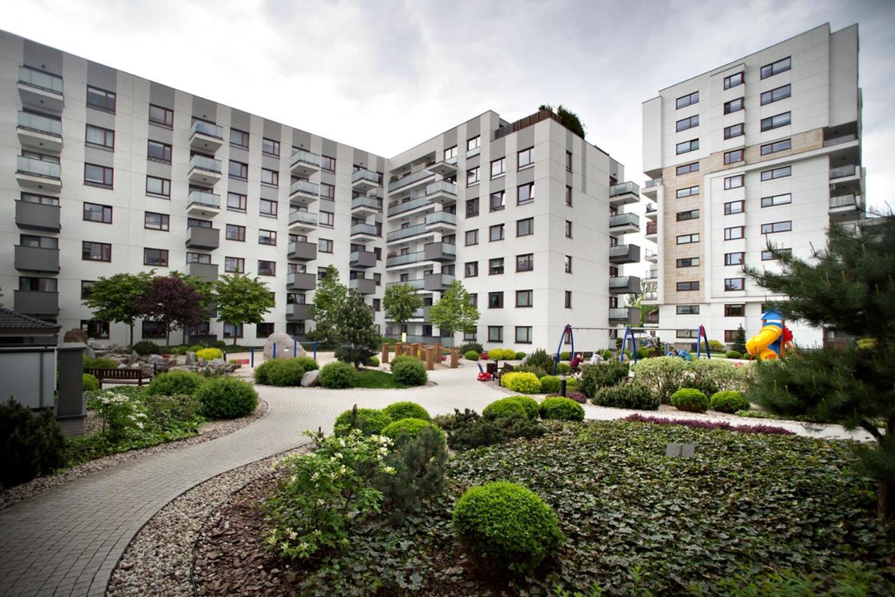Airport Okecie Klobucka P&O Serviced Apartments Варшава Экстерьер фото