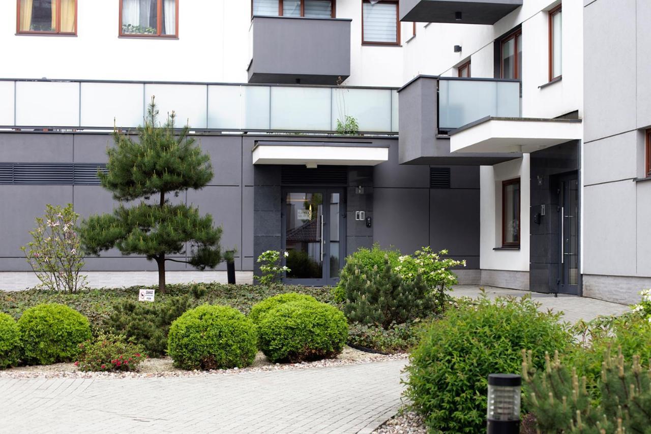 Airport Okecie Klobucka P&O Serviced Apartments Варшава Экстерьер фото